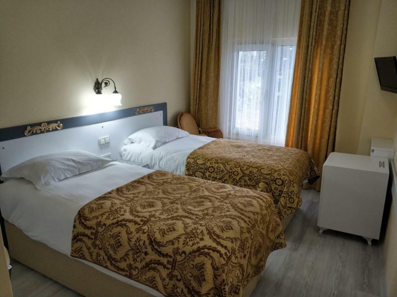 Hali Hotel อิสตันบูล ภายนอก รูปภาพ
